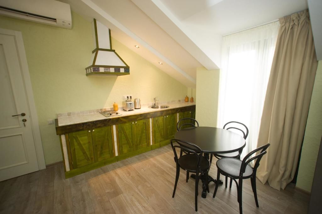 Отель No12 Zichi Hotel Тбилиси-23